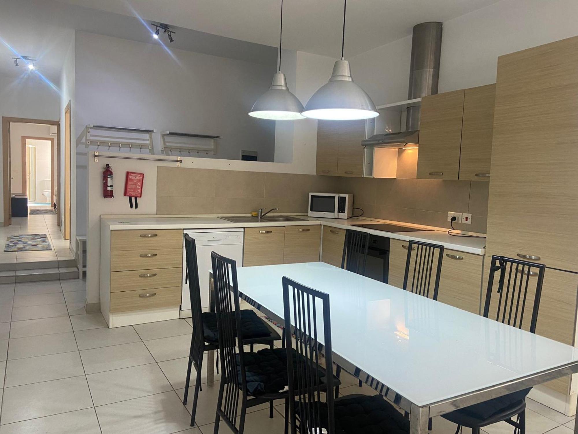 Sliema 2Bed With Backyard Apartment Ngoại thất bức ảnh